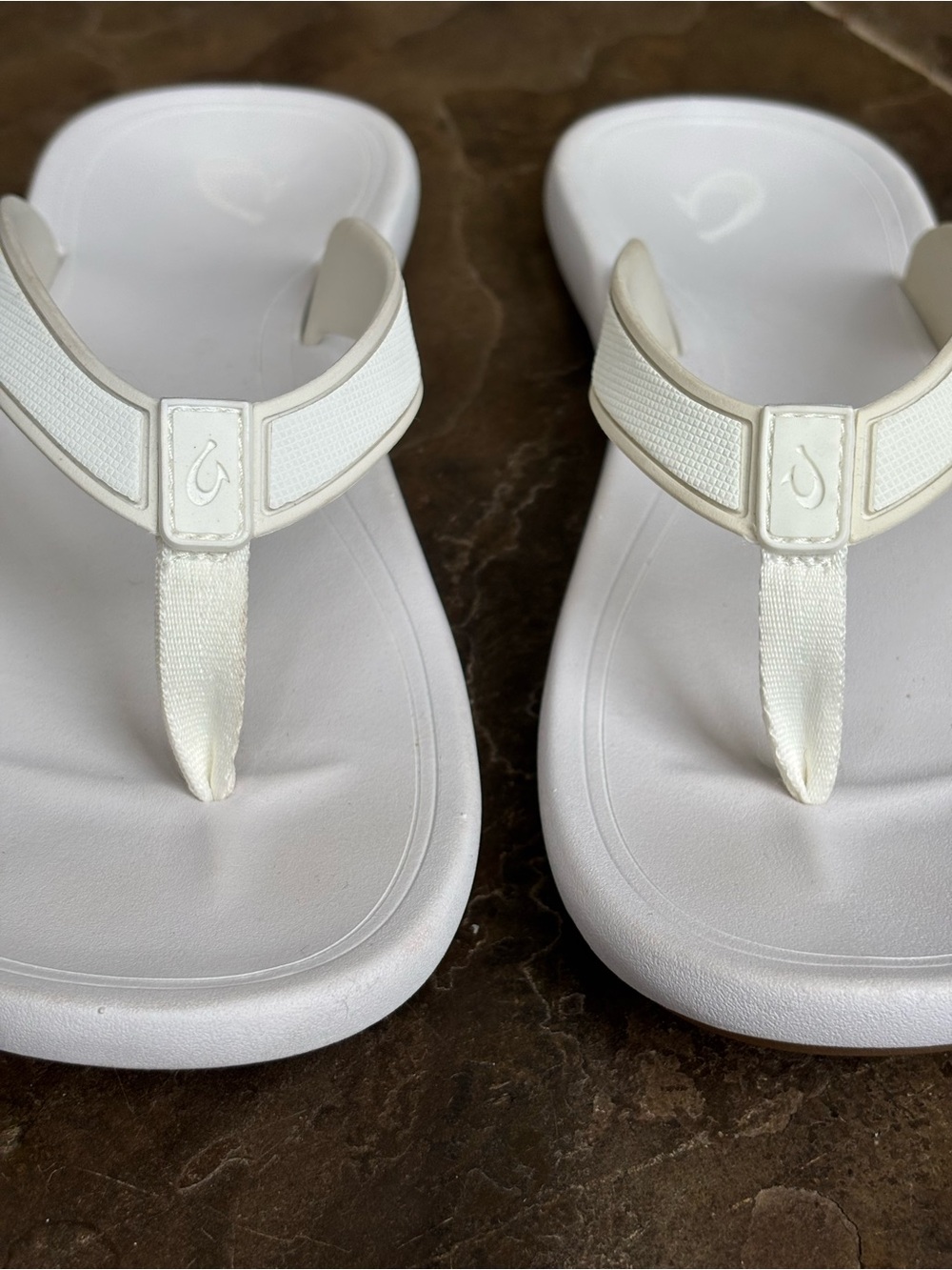 Olukai Kapehe Beach Sandal - Picture 5 of 12